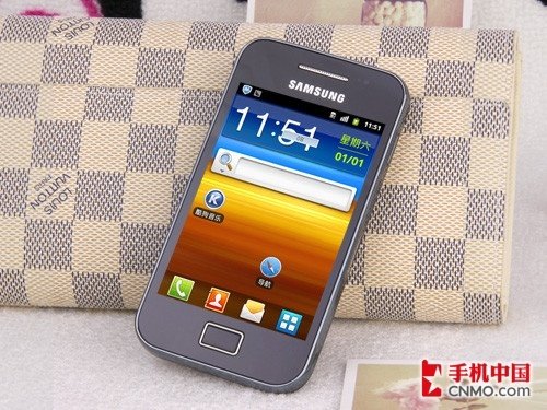 三星S5830i正面图片