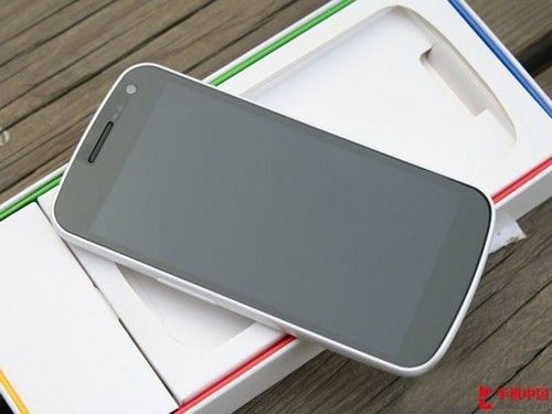 三星Galaxy Nexus正面图片