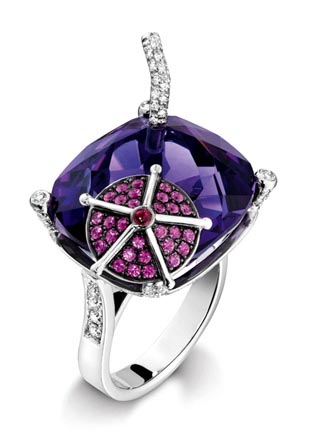 ݮ Piaget Limelight ϵ ʣ׽ʽиʯۺʯˮ
