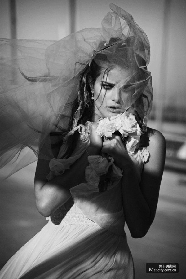 ģIsabeli Fontana4־Ƭ