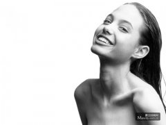 Angelina Jolieȡɬд